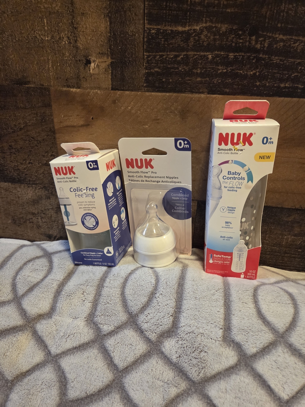 NUK Baby Colic-Free Feeding Bottle and Replacement Nipples - White/Clear